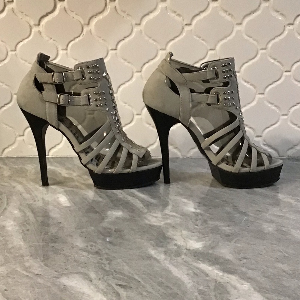 “Promiscuous” Heels - Picture 2 of 8